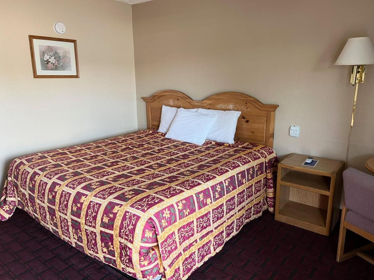 Economy Inn Mccook Zewnętrze zdjęcie