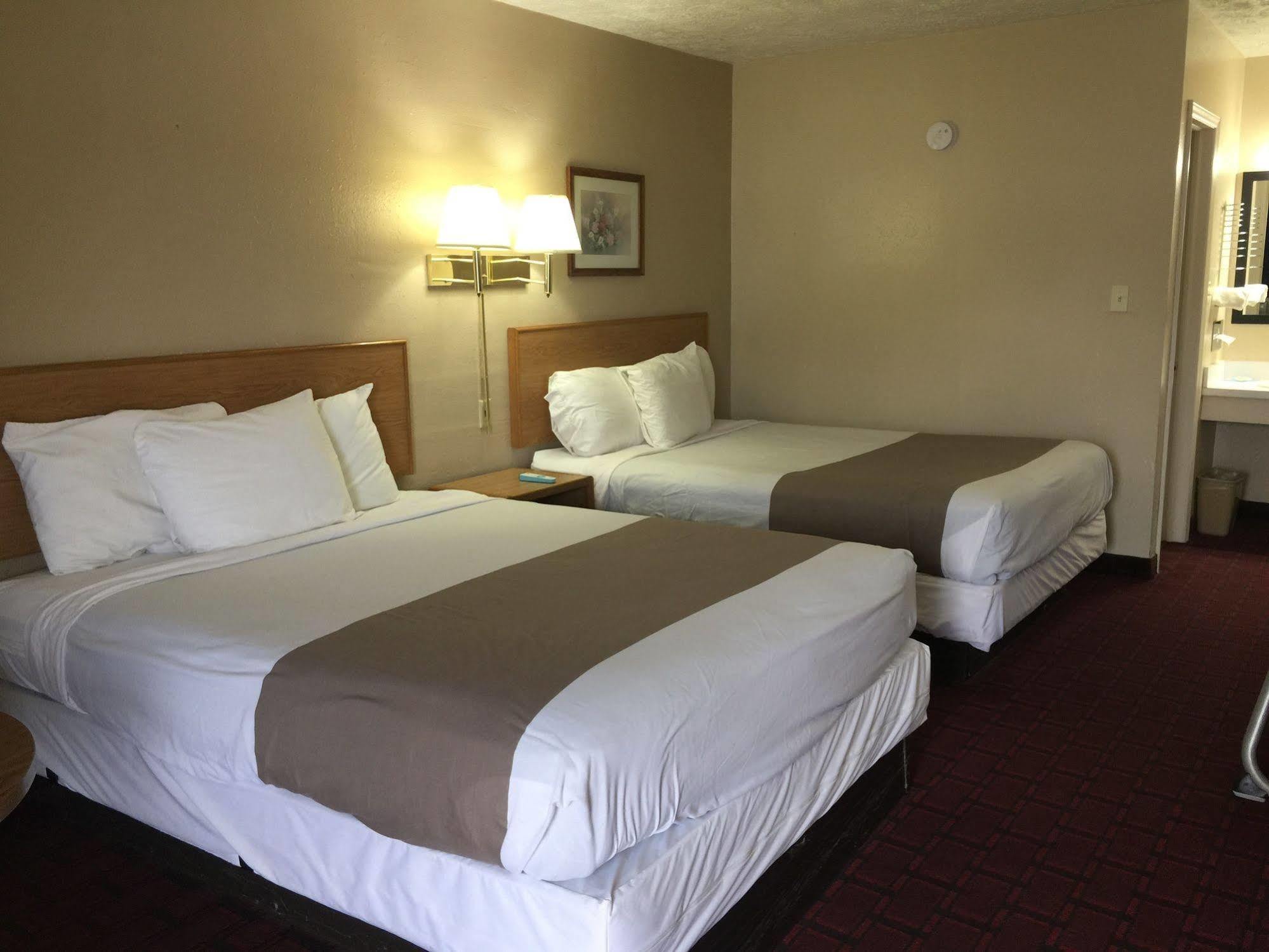 Economy Inn Mccook Zewnętrze zdjęcie
